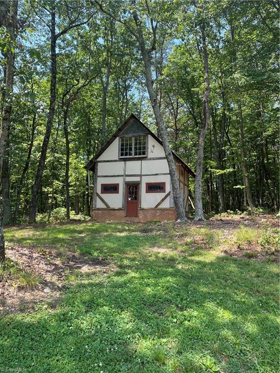 338 Key Road Ararat, NC 27007 - Photo 25 of 30 Gallery Image 25