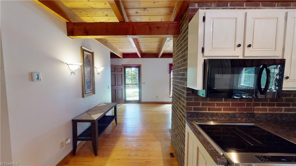 338 Key Road Ararat, NC 27007 - Photo 7 of 30 Gallery Image 7