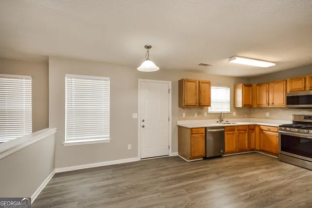 $2,225 | 189 Kyndal Drive, Hampton, GA 30228