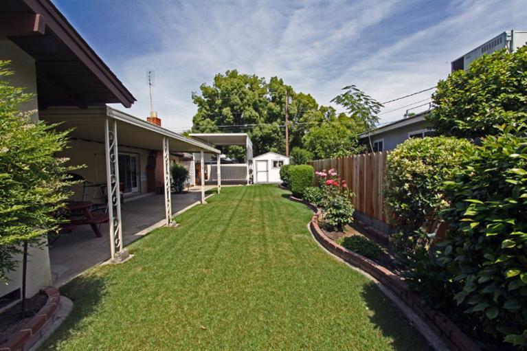 673 West Shoemake Avenue Reedley, CA 93654 - Photo 30 of 51 Gallery Image 30