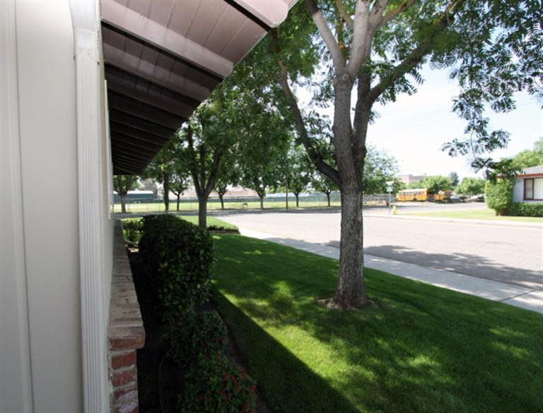 673 West Shoemake Avenue Reedley, CA 93654 - Photo 37 of 51 Gallery Image 37