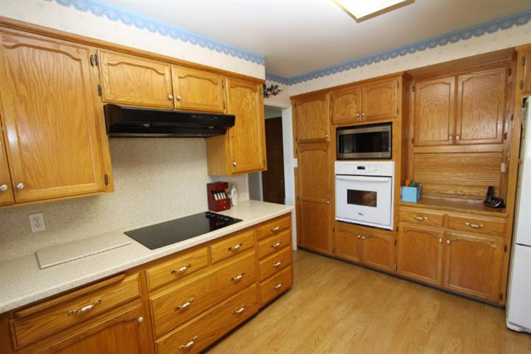 673 West Shoemake Avenue Reedley, CA 93654 - Photo 5 of 51 Gallery Image 5
