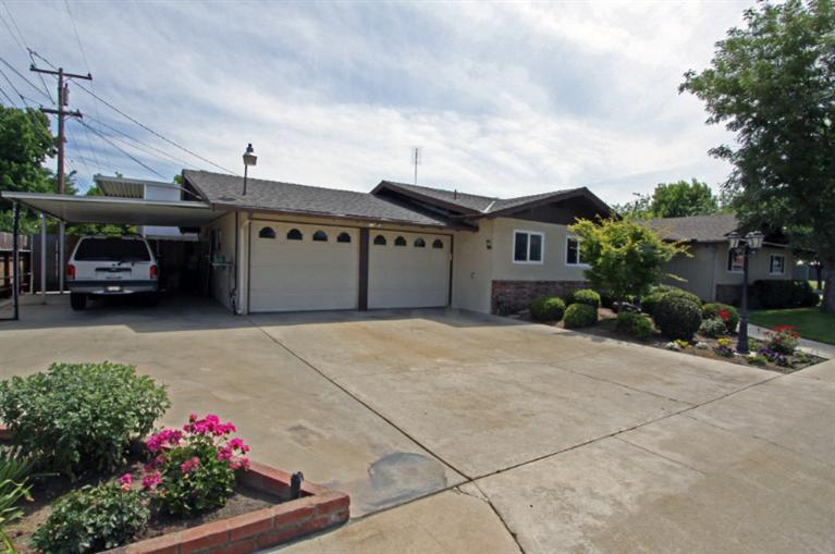 673 West Shoemake Avenue Reedley, CA 93654 - Photo 42 of 51 Gallery Image 42