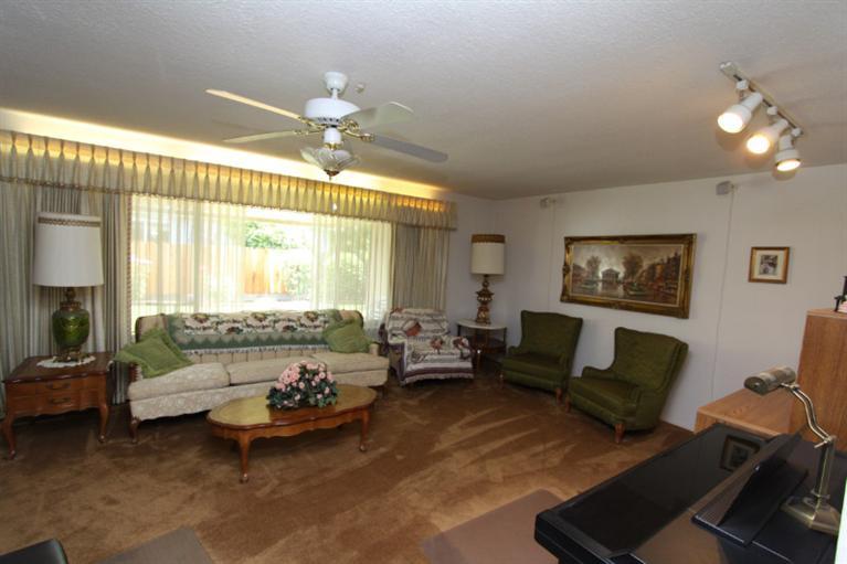 673 West Shoemake Avenue Reedley, CA 93654 - Photo 45 of 51 Gallery Image 45