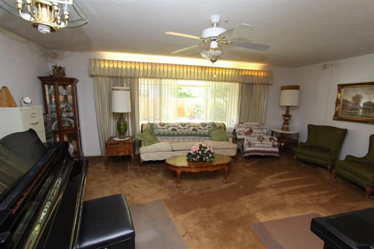 673 West Shoemake Avenue Reedley, CA 93654 - Photo 46 of 51 Gallery Image 46