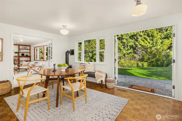 $1,188,000 | 6490 Northeast Dapple Court, Bainbridge Island, WA 98110