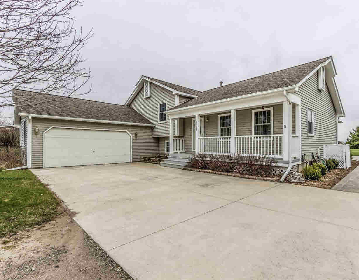 6036 Cook Road Swartz Creek, MI 48473 - Photo 1 of 36 21280056.JPG