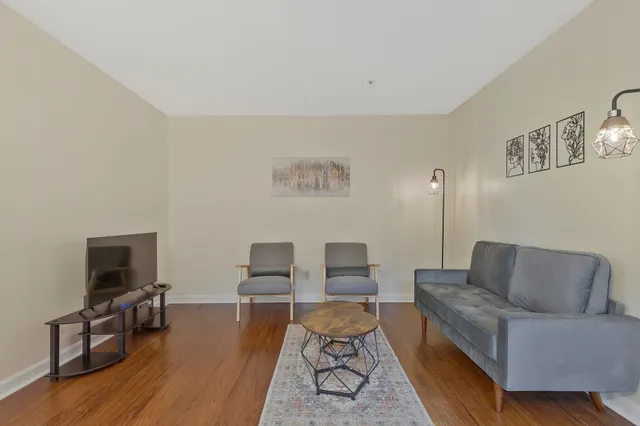 $1,495 | 1808 State Street, Unit 212, Nashville, TN 37203