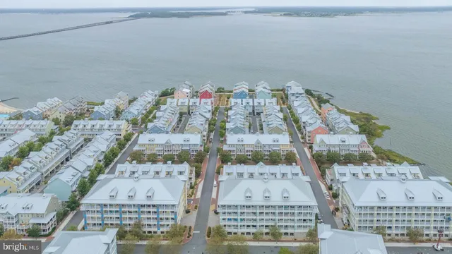 a view of a sign in a park