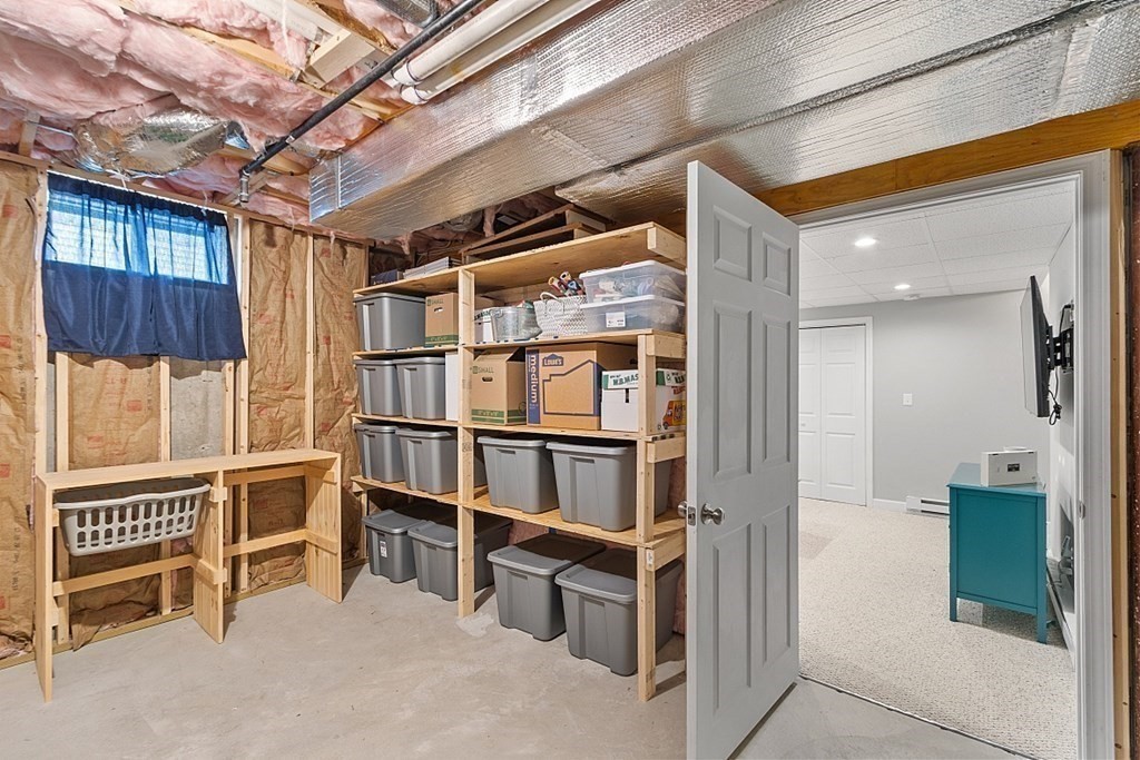 8 Riley Road, Unit 8 Tyngsboro, MA 01879 - Photo 28 of 34