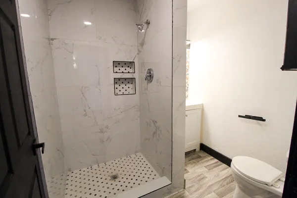 $2,100 | 8102 U Highway North, Lockhart, TX 78644