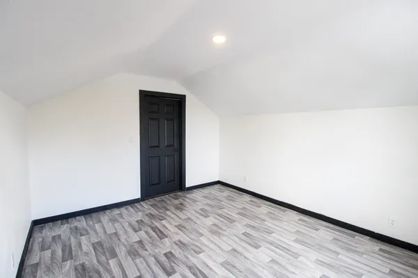 $2,100 | 8102 U Highway North, Lockhart, TX 78644