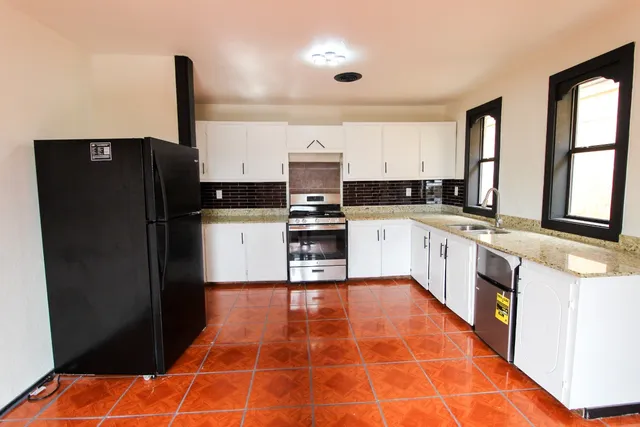 $2,200 | 8102 U Highway North, Lockhart, TX 78644