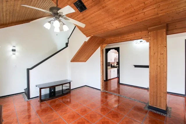 $2,200 | 8102 U Highway North, Lockhart, TX 78644