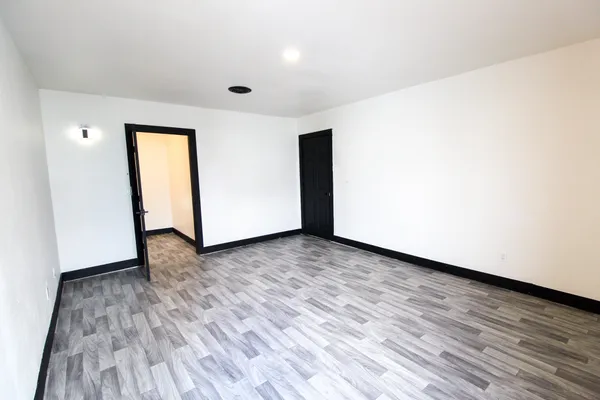 $2,100 | 8102 U Highway North, Lockhart, TX 78644