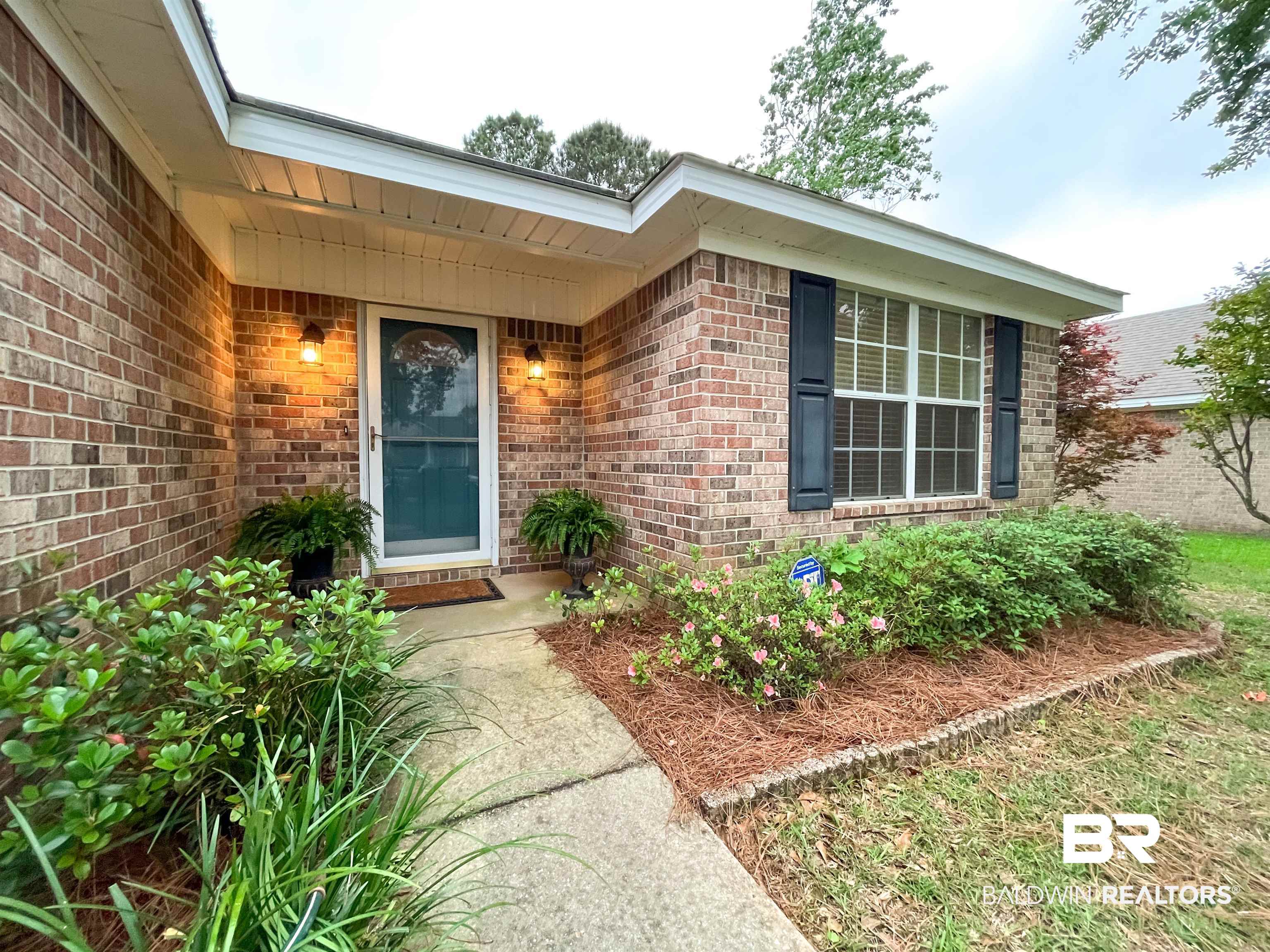 532 Meadow Lane Foley, AL 36535 - Photo 2 of 33