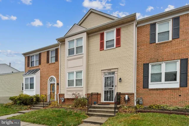 $2,800 | 14430 Bakersfield Court, Silver Spring, MD 20906