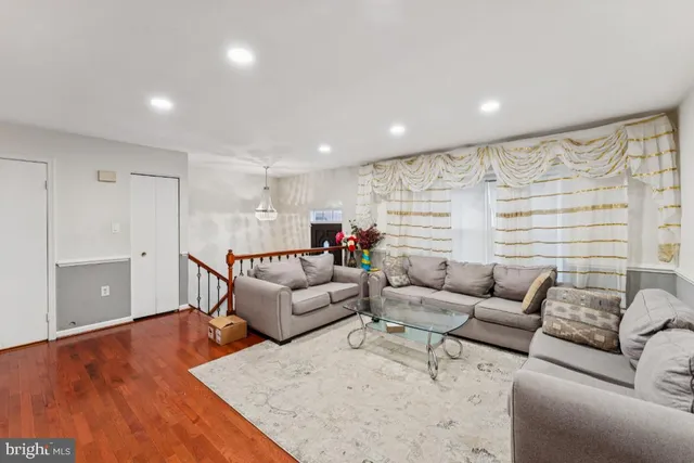 $2,800 | 14430 Bakersfield Court, Silver Spring, MD 20906