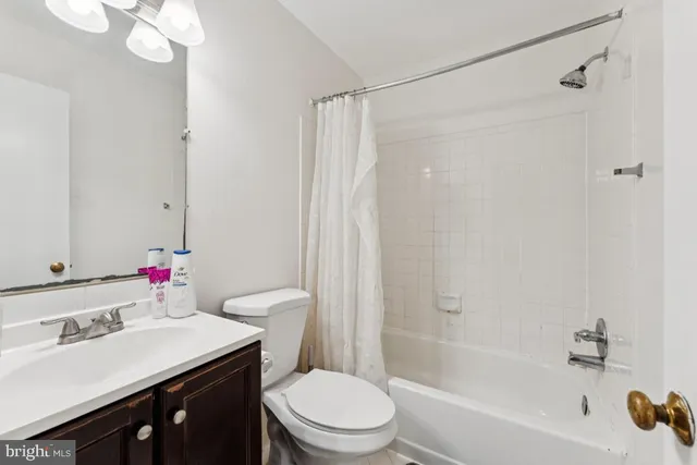 $2,800 | 14430 Bakersfield Court, Silver Spring, MD 20906