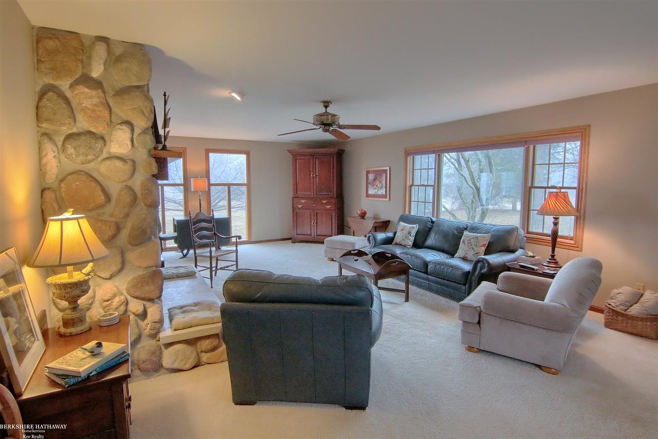 2548 Curtis Road Leonard, MI 48367 - Photo 9 of 37