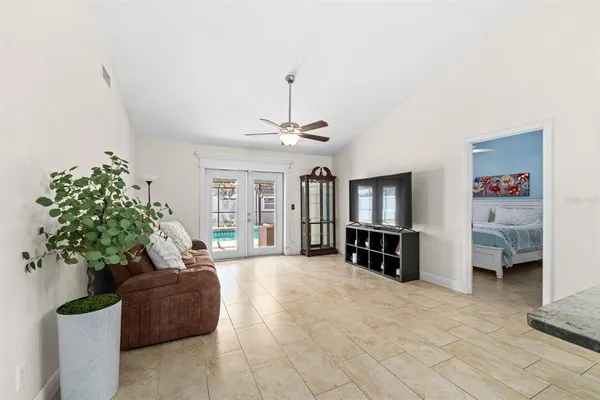 $400,677 | 2022 Rudder Drive, Valrico, FL 33594