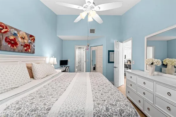 $400,677 | 2022 Rudder Drive, Valrico, FL 33594