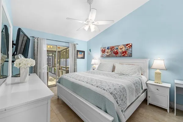 $400,677 | 2022 Rudder Drive, Valrico, FL 33594