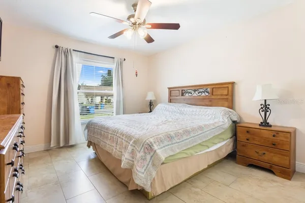 $400,677 | 2022 Rudder Drive, Valrico, FL 33594