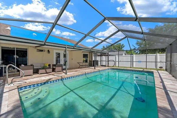 $400,677 | 2022 Rudder Drive, Valrico, FL 33594