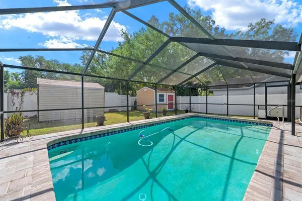 $400,677 | 2022 Rudder Drive, Valrico, FL 33594