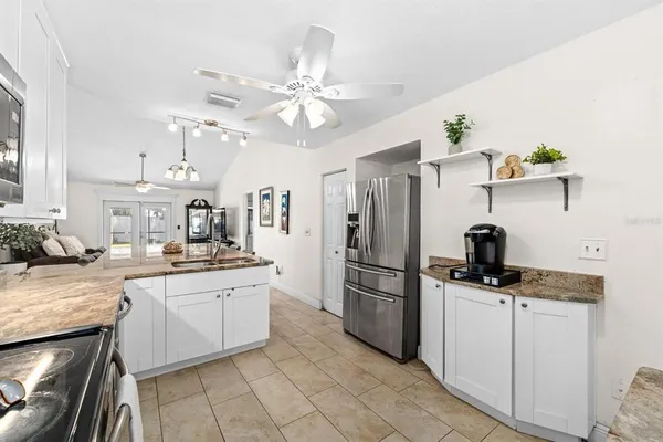 $400,677 | 2022 Rudder Drive, Valrico, FL 33594