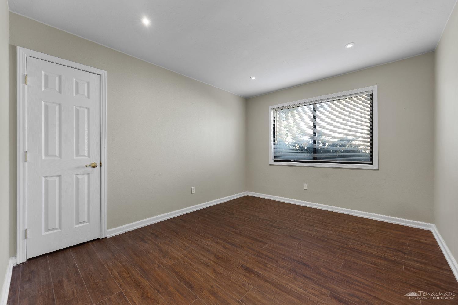 29100 North Lower Valley Road Tehachapi, CA 93561 - Photo 15 of 36 Gallery Image 15