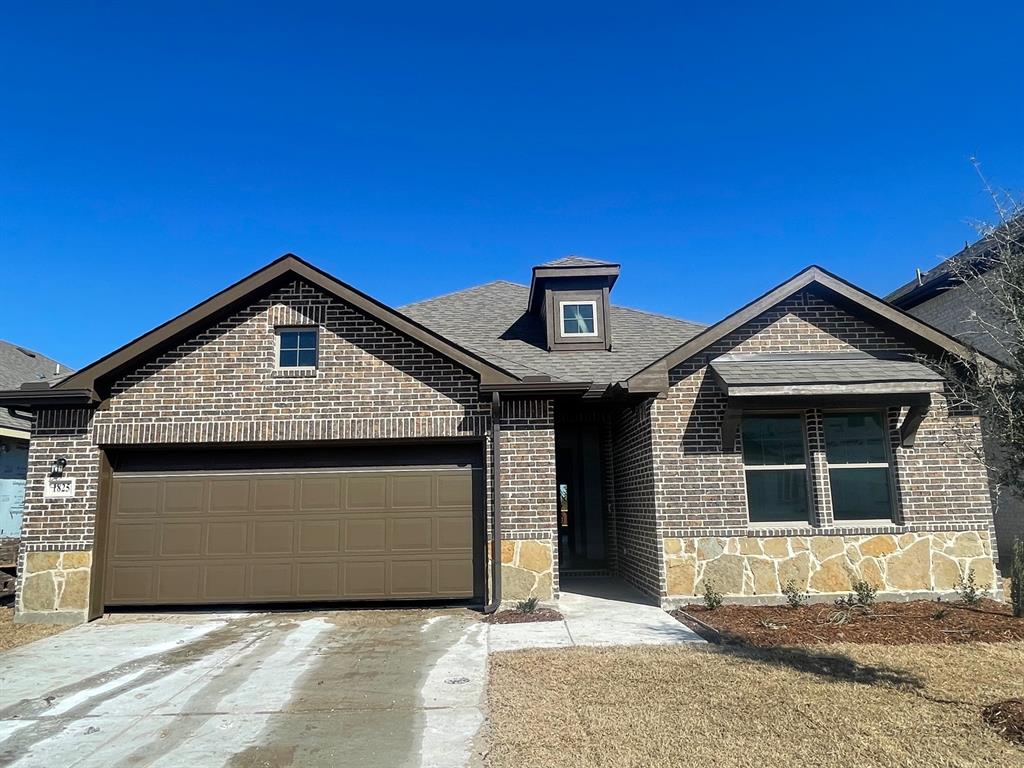 1825 Plymouth Drive Princeton, TX 75407 - Photo 2 of 23 a front view of a house with yard