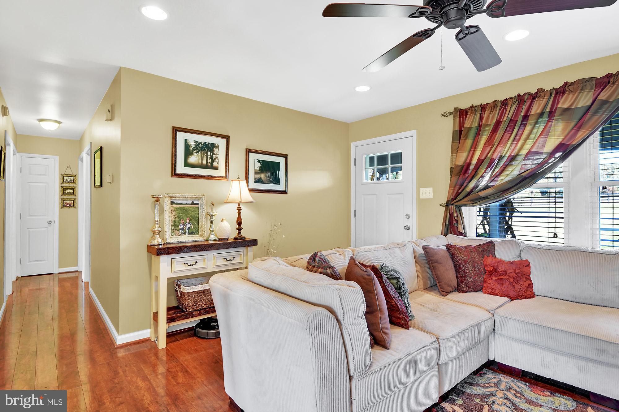 4829 Dave Rill Road Hampstead, MD 21074 - Photo 4 of 27