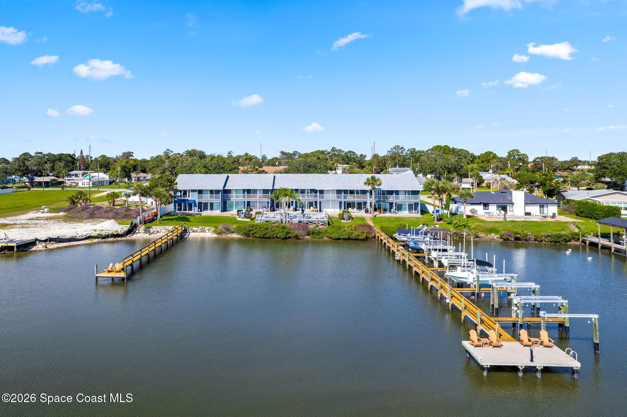 1-web-or-mls-1909 S Riverside Dr 10-41