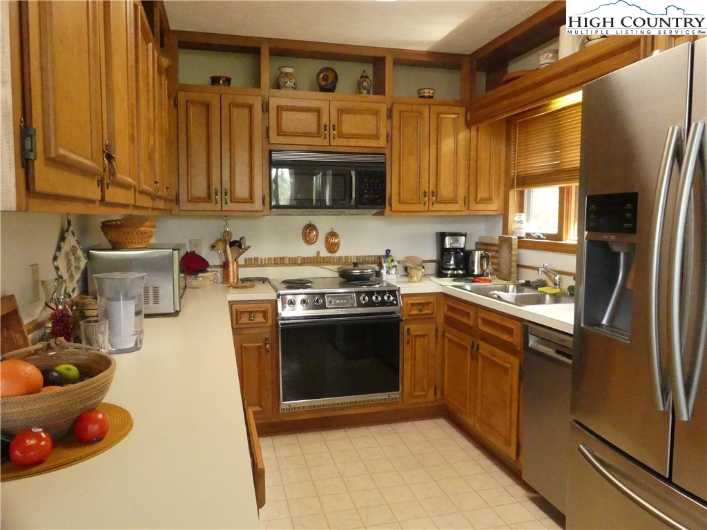 343 Sampson Road Boone, NC 28607 - Photo 14 of 18 Gallery Image 14