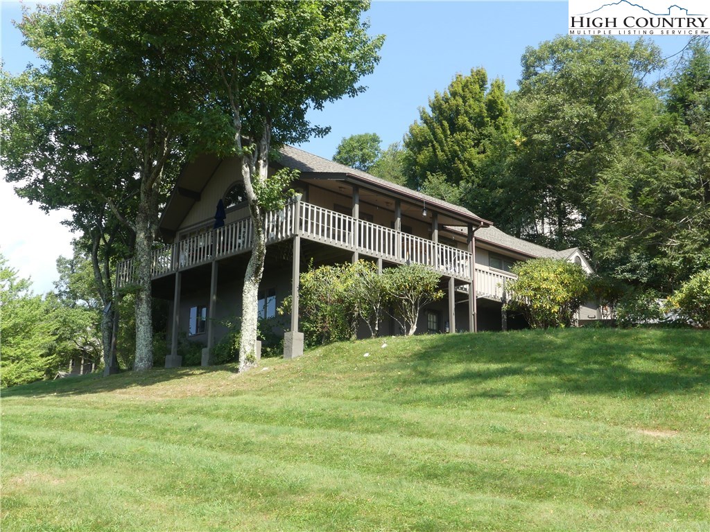343 Sampson Road Boone, NC 28607 - Photo 3 of 18 Gallery Image 3