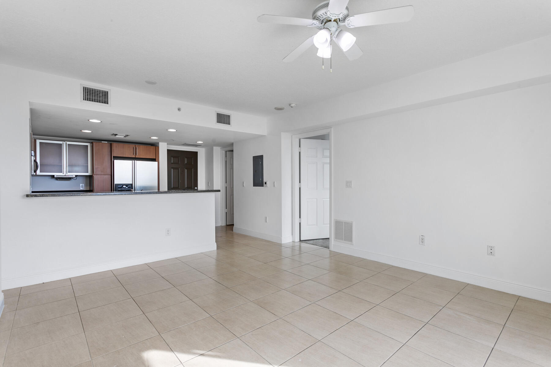 610 Clematis Street, Unit 736 West Palm Beach, FL 33401 - Photo 25 of 37