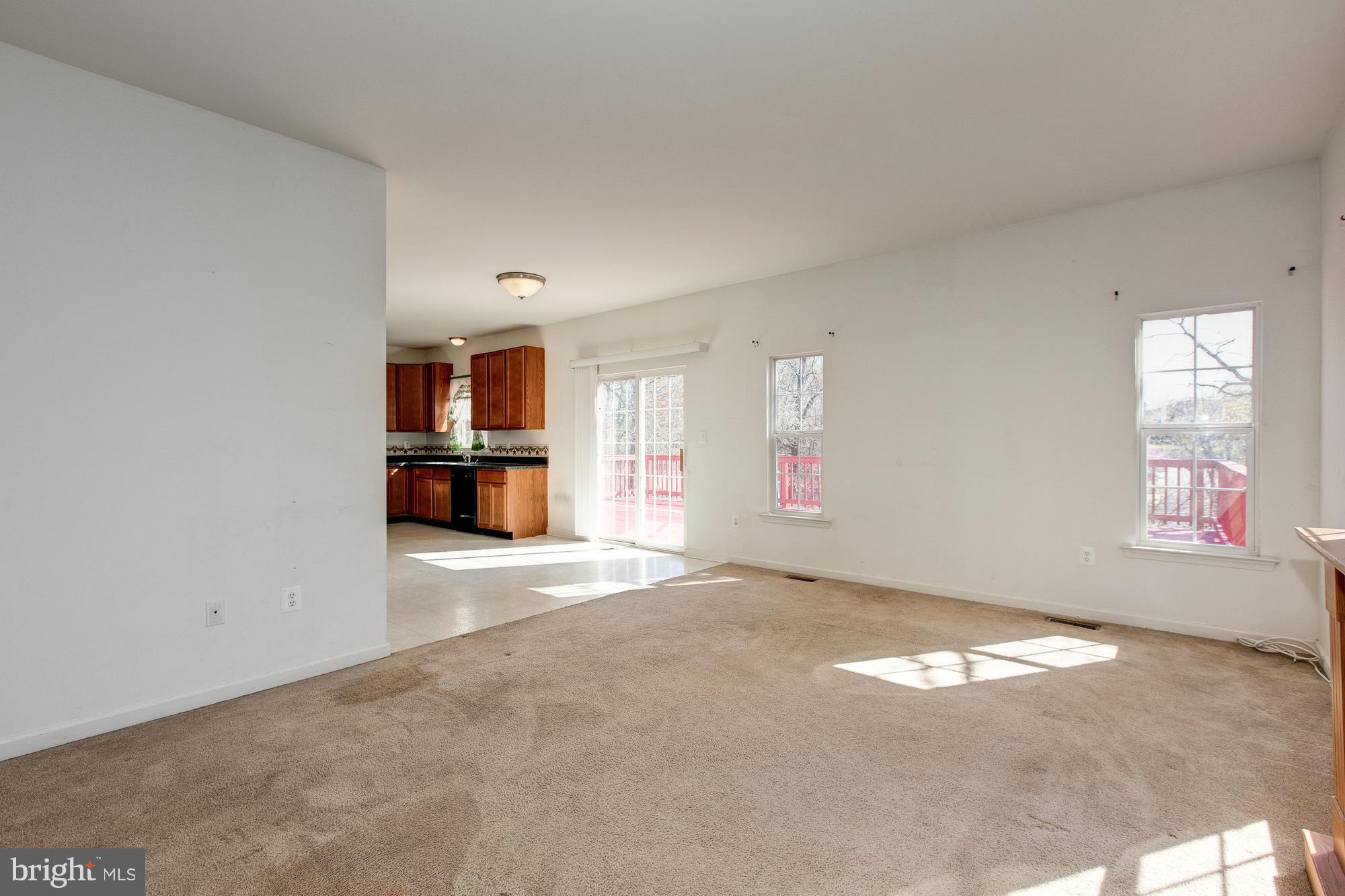 9309 Decatur Place Laurel, MD 20723 - Photo 10 of 28 Family Room