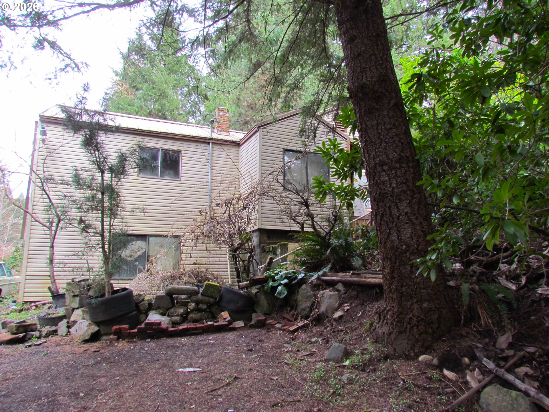 31191 New Kirk Road Scappoose, OR 97056 - Photo 2 of 10 a view of a patio in backyard