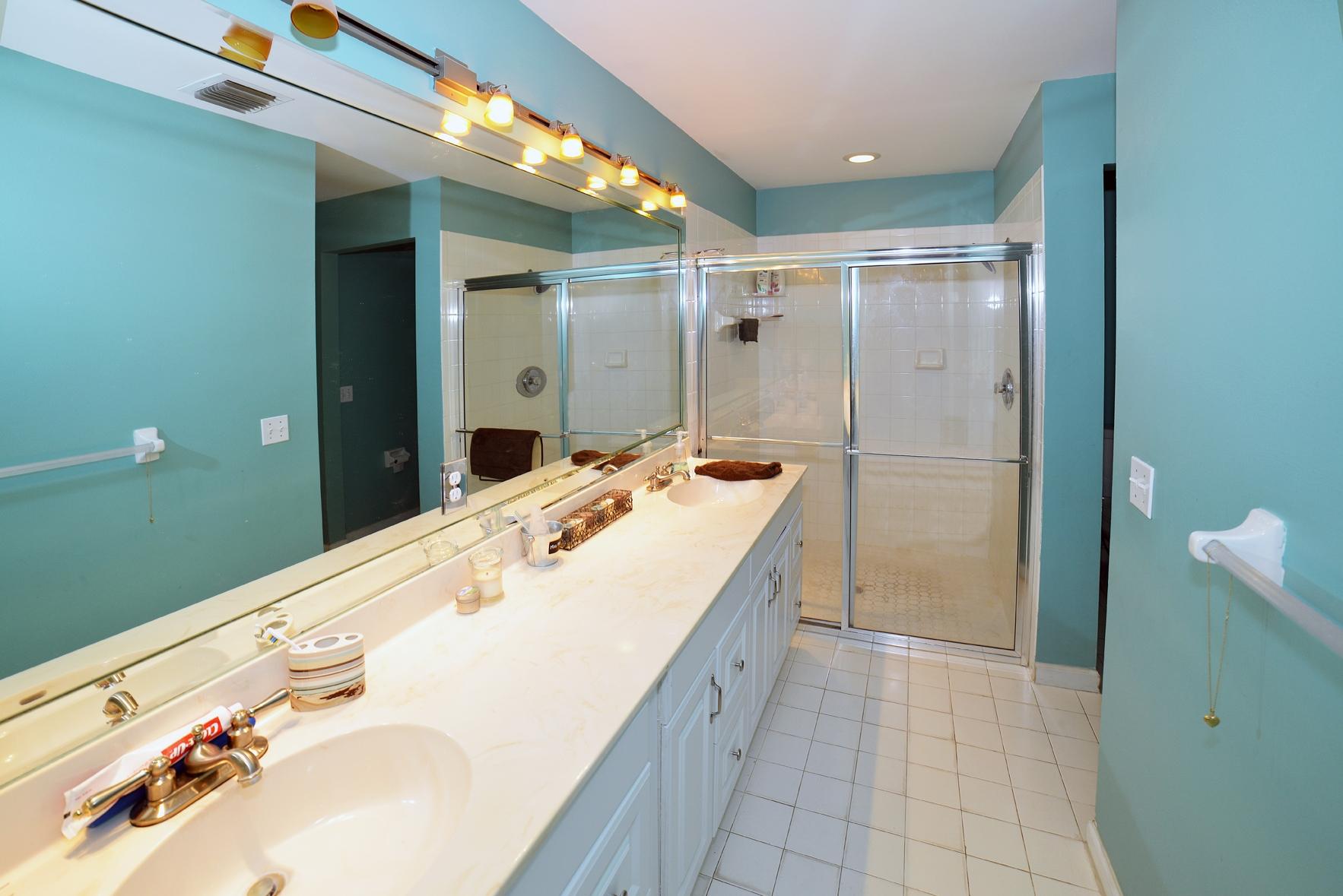 3720 Riverside Way Delray Beach, FL 33445 - Photo 12 of 16 ABK_4259A