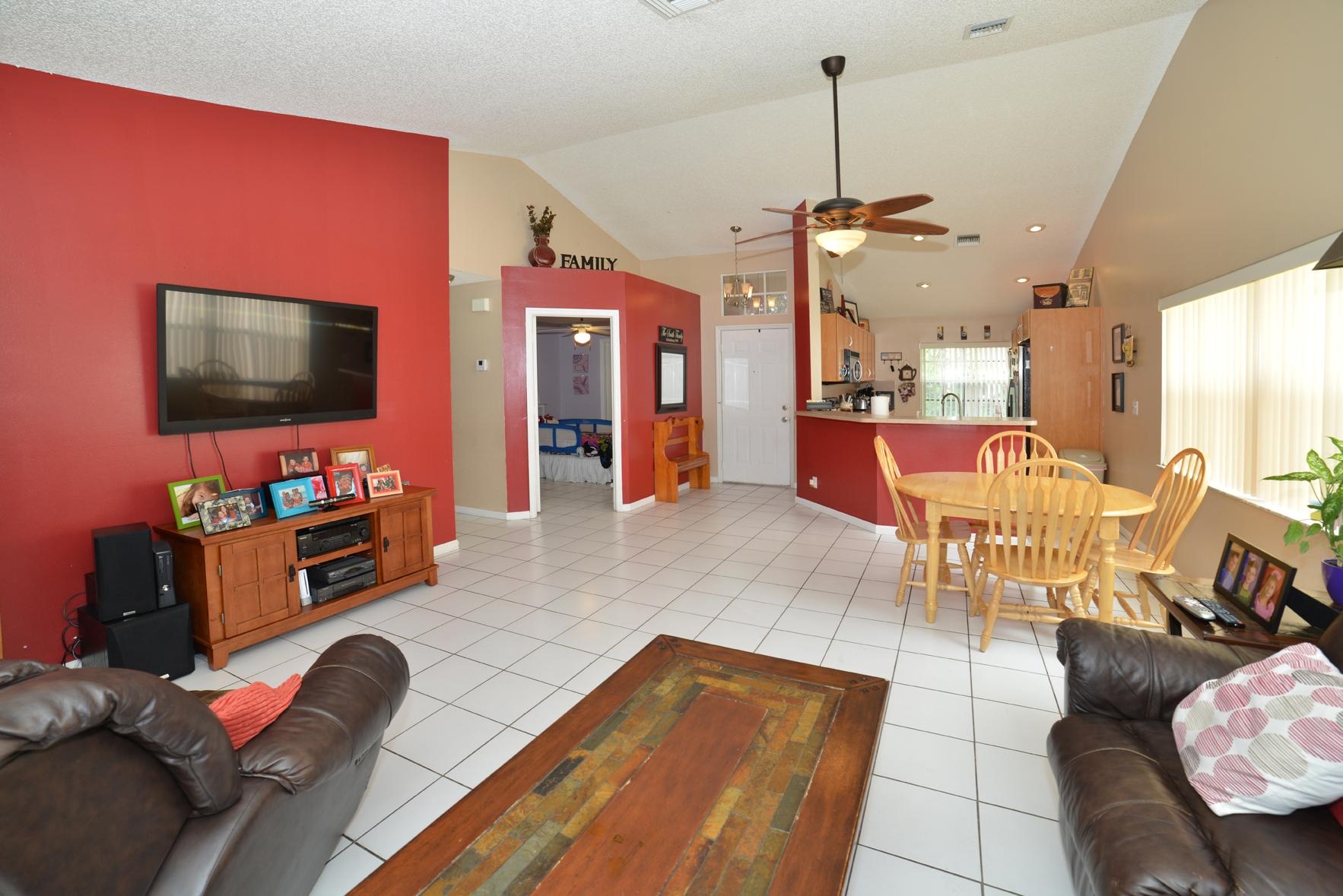 3720 Riverside Way Delray Beach, FL 33445 - Photo 6 of 16 ABK_4230A