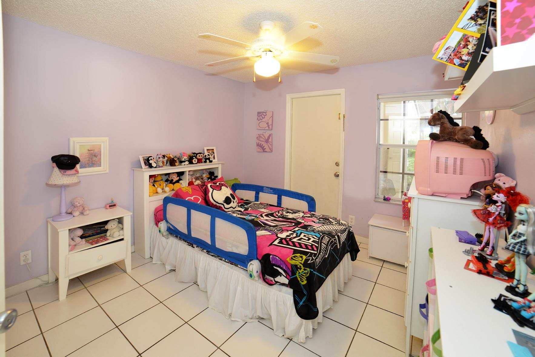 3720 Riverside Way Delray Beach, FL 33445 - Photo 8 of 16 ABK_4234A