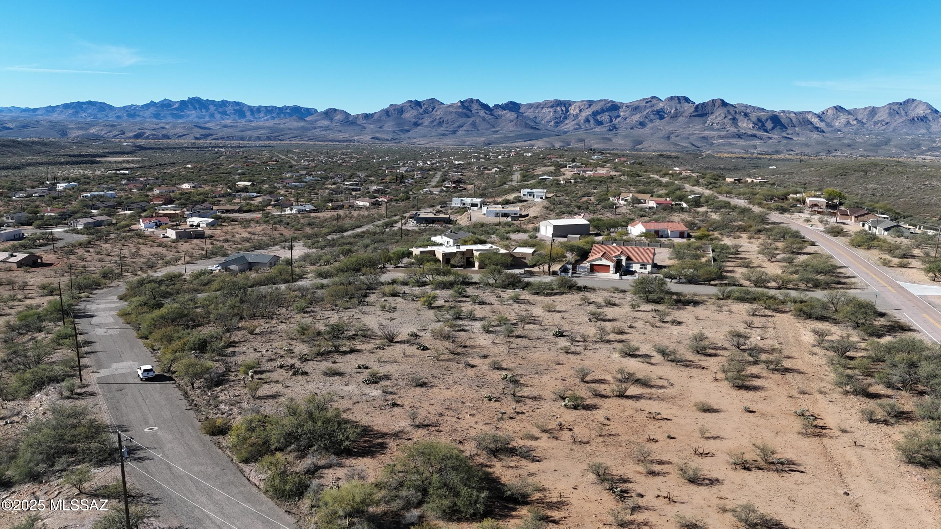 1915 Circulo Greco, Unit 3 Rio Rico, AZ 85648 - Photo 4 of 12