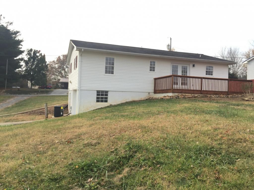 815 Old Stage Road Greeneville, TN 37745 - Photo 14 of 17 Photo 14