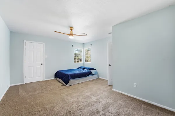 $3,500 | 13392 Southshore Drive, Conroe, TX 77304