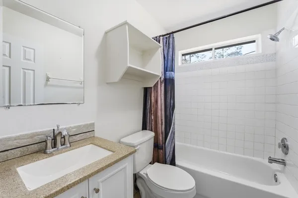 $3,500 | 13392 Southshore Drive, Conroe, TX 77304