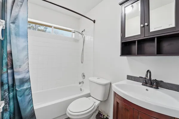 $3,500 | 13392 Southshore Drive, Conroe, TX 77304