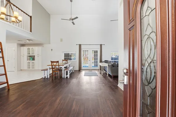 $3,500 | 13392 Southshore Drive, Conroe, TX 77304