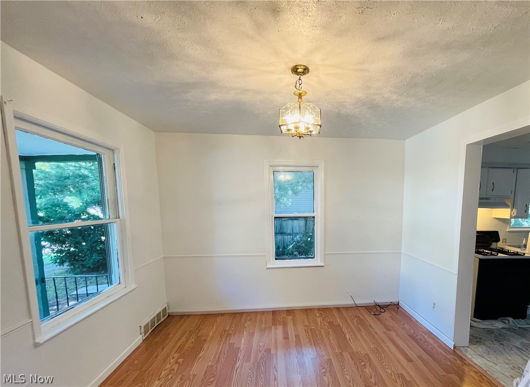 3766 Cress Road Cleveland, OH 44111 - Photo 12 of 17 Gallery Image 12